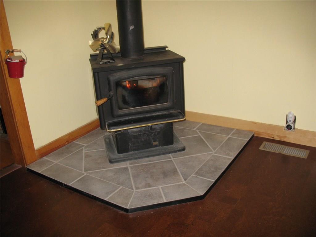 439 South Lubec Road Lubec, ME 04652 - Photo 13 of 18 Stove