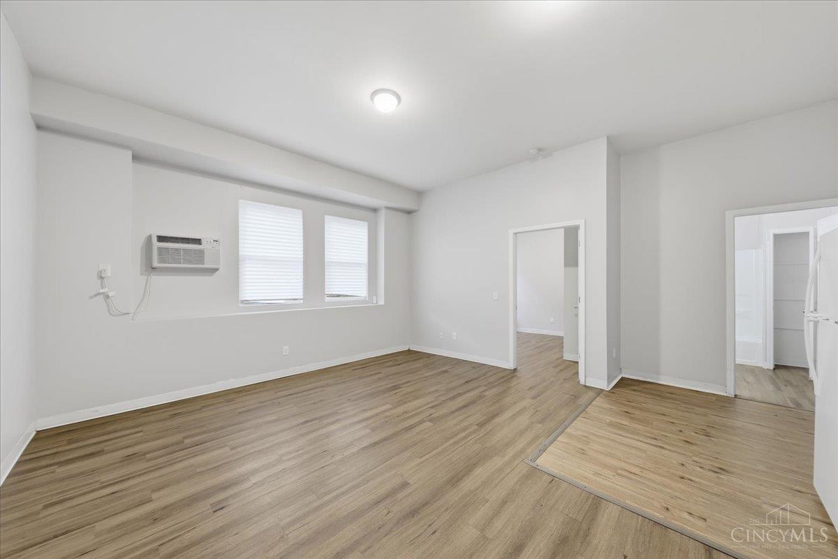 1636 Summit Road Cincinnati, OH 45237 - Photo 6 of 19 Gallery Image 6