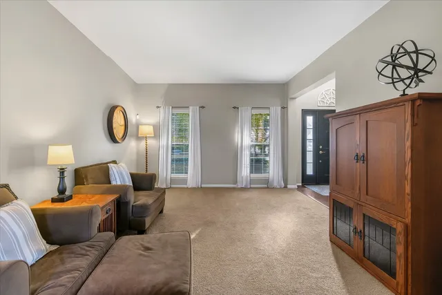 $539,900 | 4020 Bunker Hill Drive, Algonquin, IL 60102