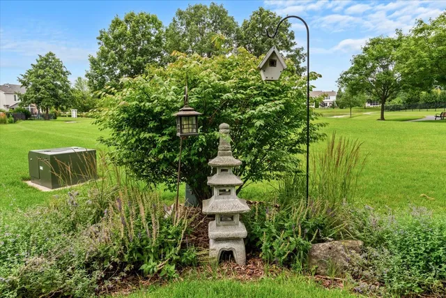 $539,900 | 4020 Bunker Hill Drive, Algonquin, IL 60102