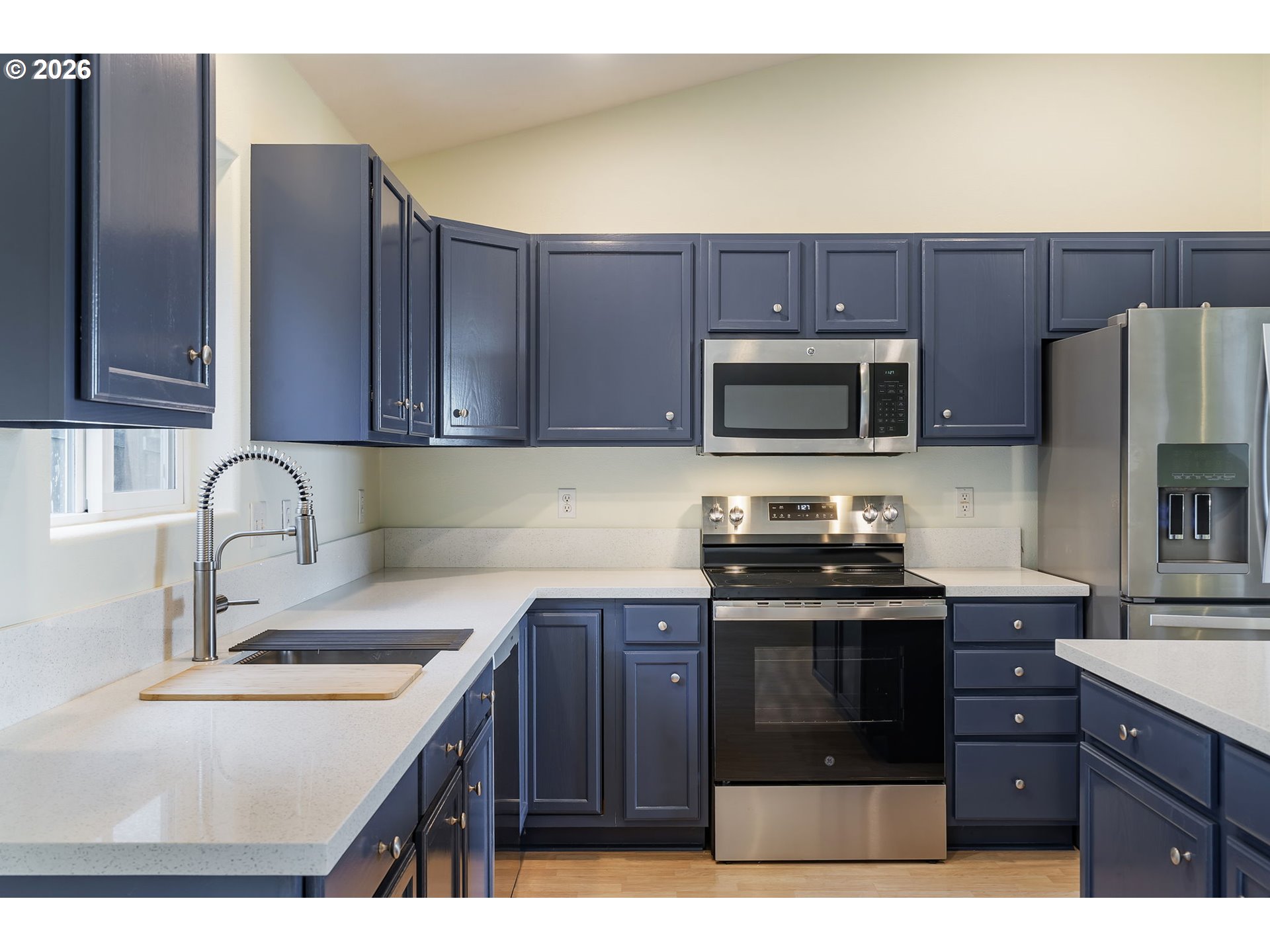 3220 Northwest Pacific Rim Drive Camas, WA 98607 - Photo 12 of 36