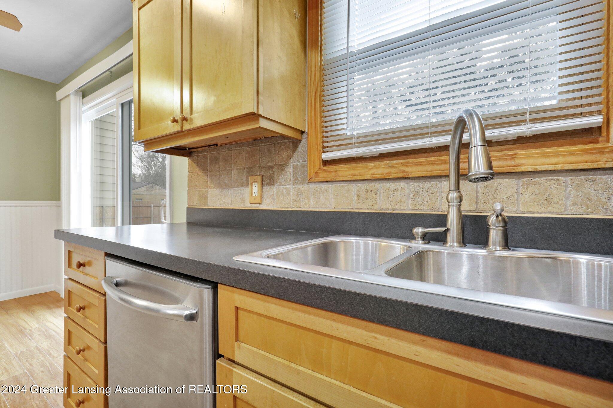 5900 Perrine Road Midland, MI 48640 - Photo 16 of 40 30-web-or-mls-Open Ended Media-30