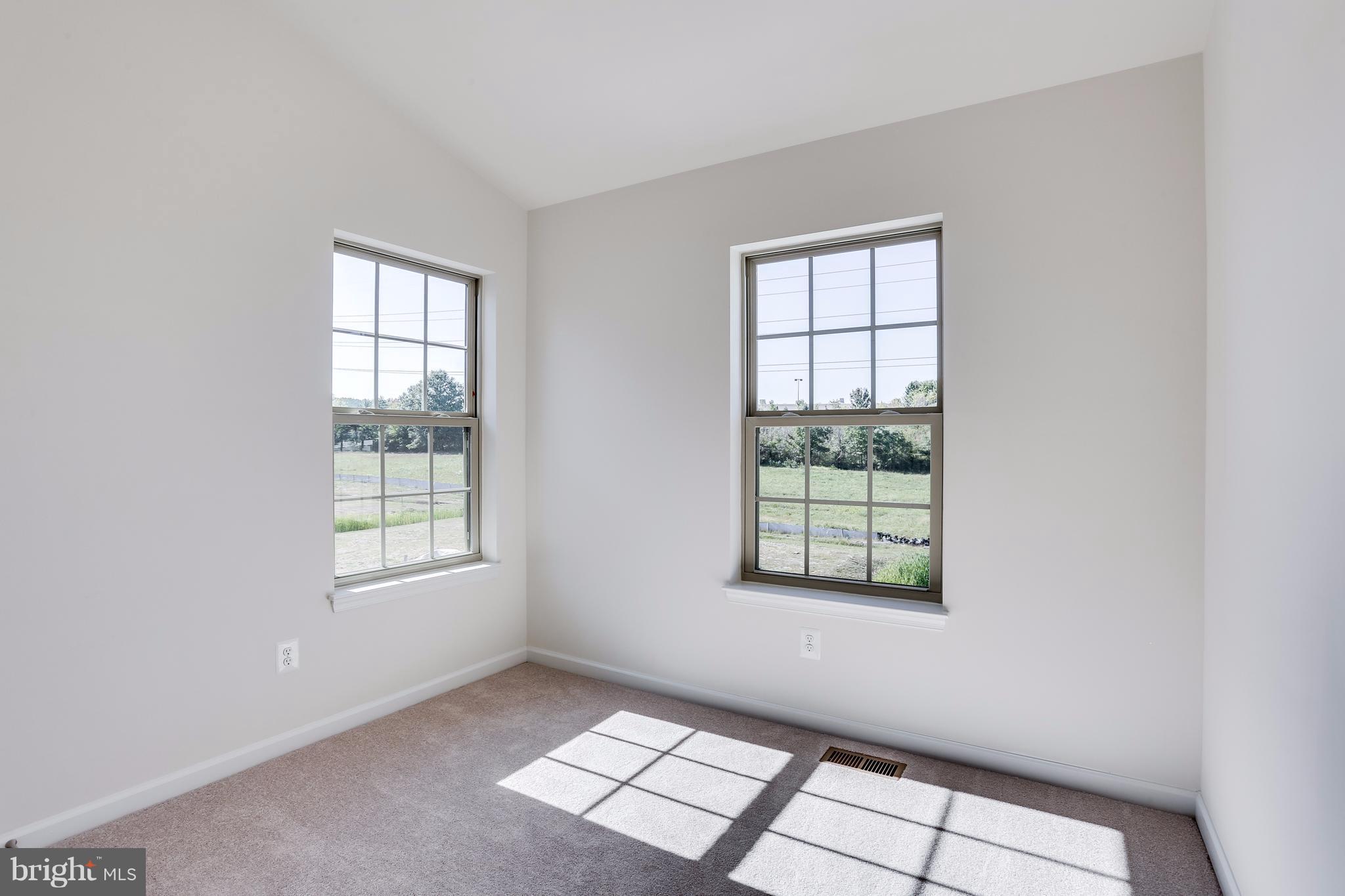 9952 Ravenhurst Road Middle River, MD 21220 - Photo 15 of 27 Gallery Image 15