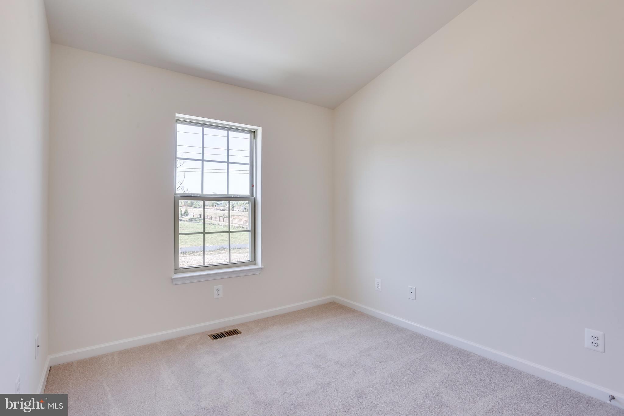 9952 Ravenhurst Road Middle River, MD 21220 - Photo 17 of 27 Gallery Image 17