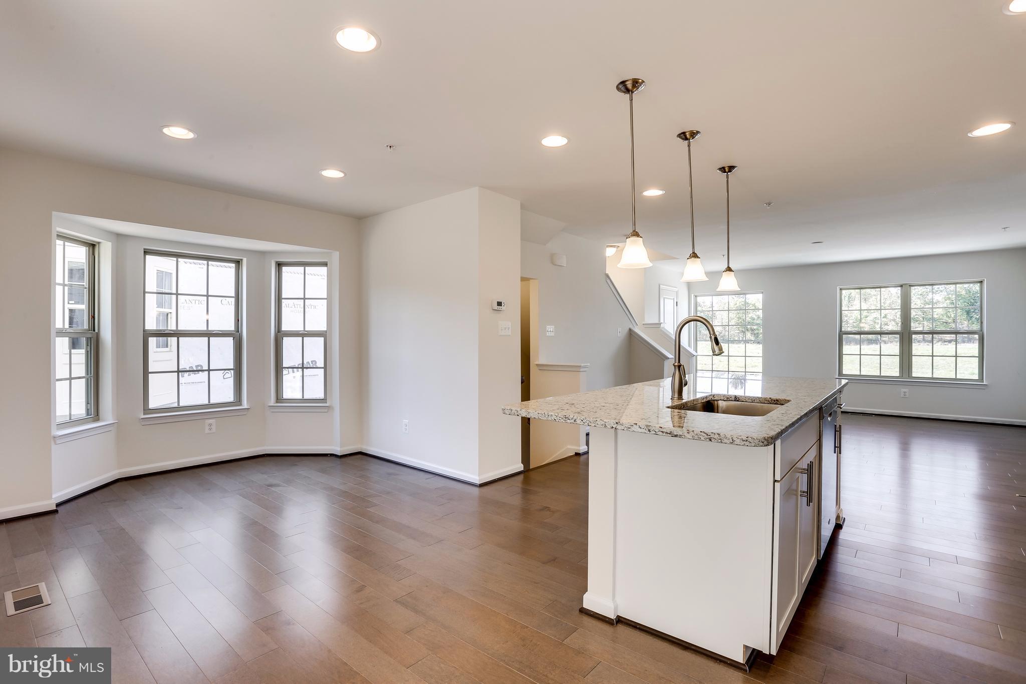 9952 Ravenhurst Road Middle River, MD 21220 - Photo 4 of 27 Gallery Image 4