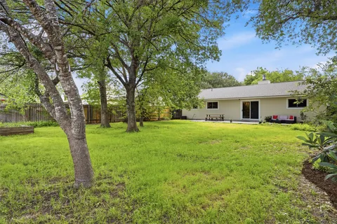 $450,000 | 617 Blackberry Drive, Austin, TX 78745