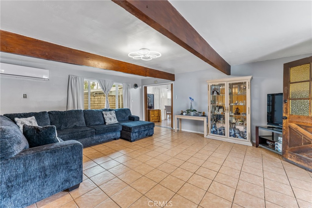 3866 Gates Place Riverside, CA 92504 - Photo 7 of 40