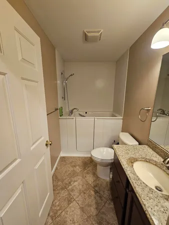 $387,900 | 11815 North Lake Side Drive, Jerome, MI 49249