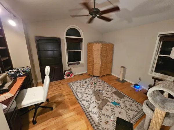 $387,900 | 11815 North Lake Side Drive, Jerome, MI 49249