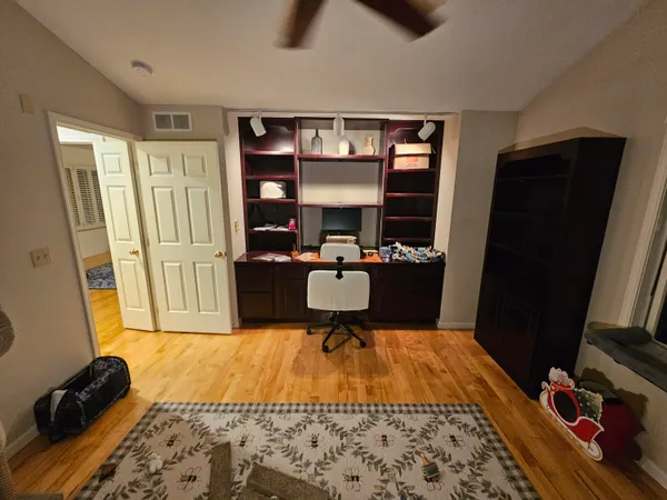 $387,900 | 11815 North Lake Side Drive, Jerome, MI 49249