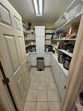 $387,900 | 11815 North Lake Side Drive, Jerome, MI 49249