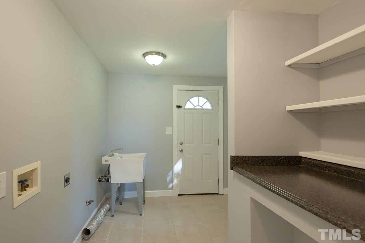 1409 Kennon Road Garner, NC 27529 - Photo 7 of 18 Gallery Image 7