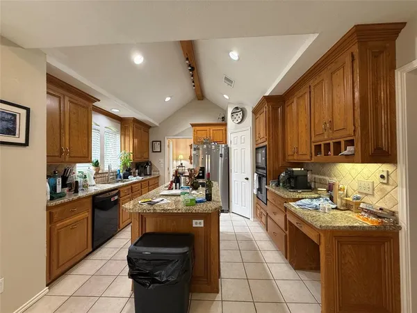 $3,295 | 500 Evergreen Drive, Hurst, TX 76054