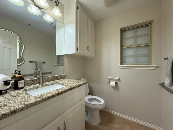 $3,295 | 500 Evergreen Drive, Hurst, TX 76054