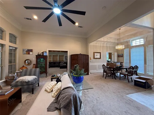 $3,295 | 500 Evergreen Drive, Hurst, TX 76054