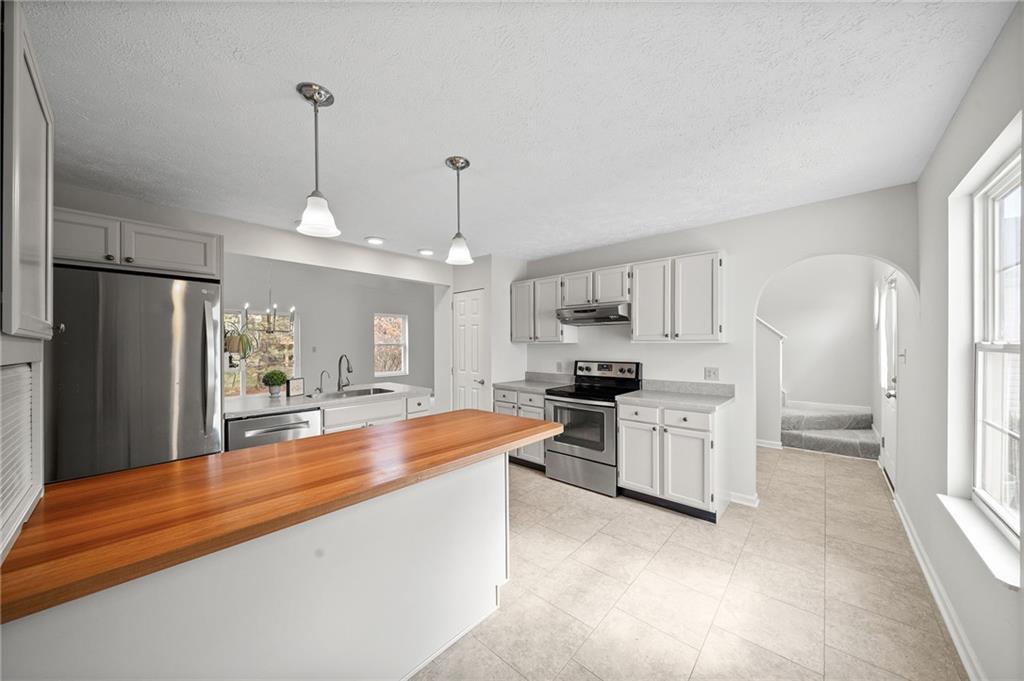 1157 Old Farm Road Lawrence, PA 15055 - Photo 12 of 34 Gallery Image 12