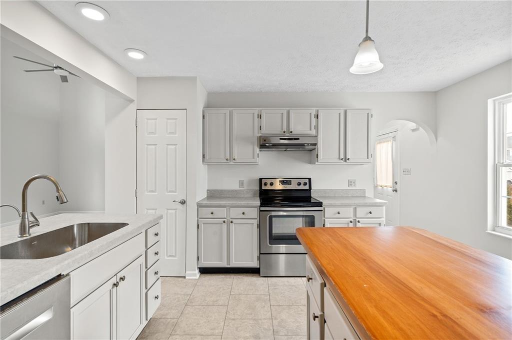 1157 Old Farm Road Lawrence, PA 15055 - Photo 14 of 34 Gallery Image 14