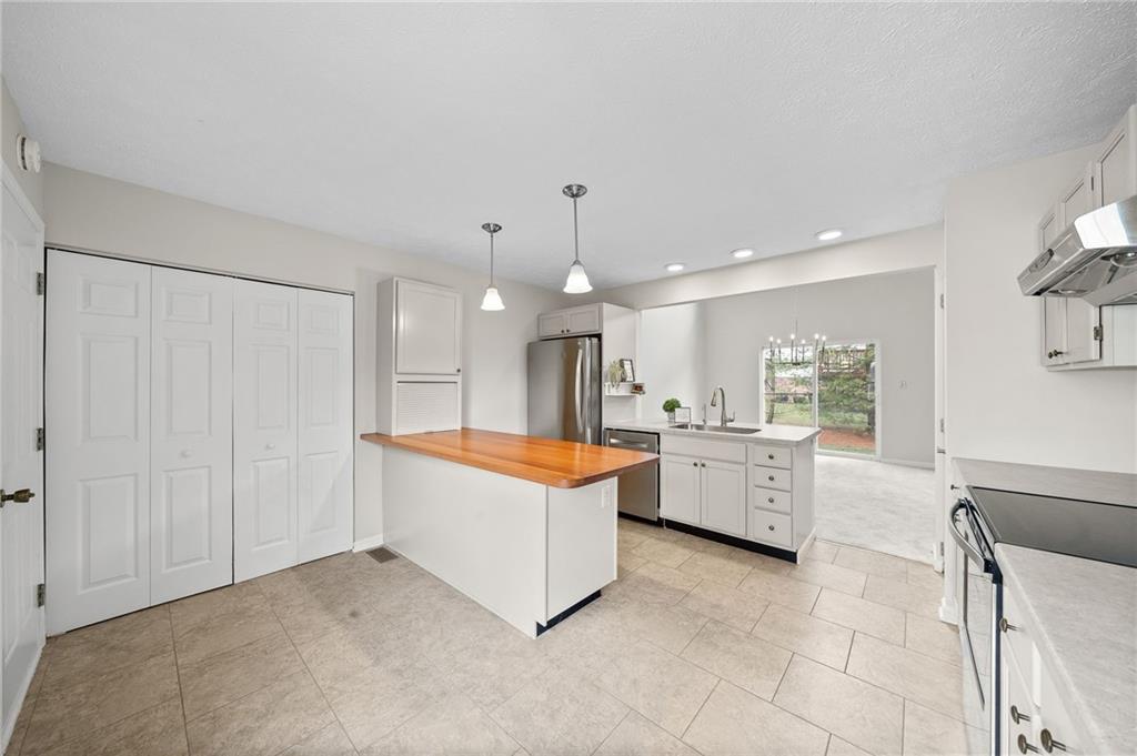1157 Old Farm Road Lawrence, PA 15055 - Photo 16 of 34 Gallery Image 16