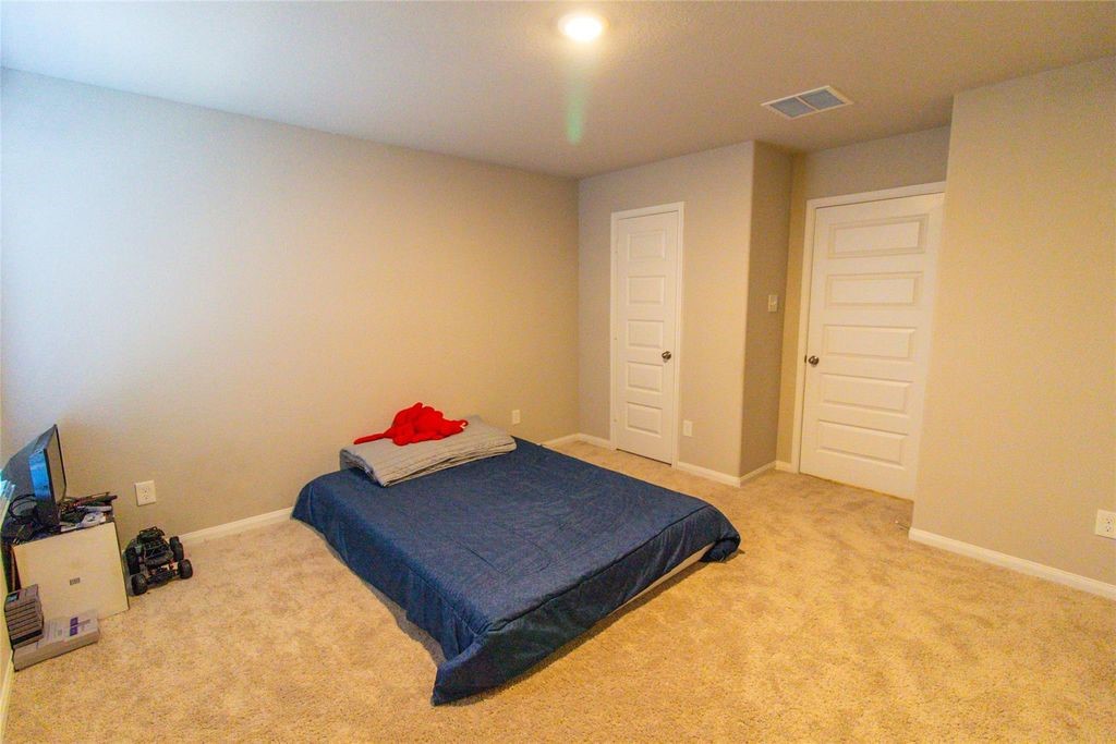 2221 Middle Rdg Drive Conroe, TX 77301 - Photo 22 of 47