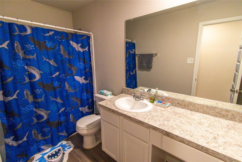 2221 Middle Rdg Drive Conroe, TX 77301 - Photo 24 of 47