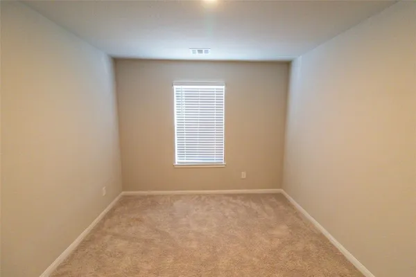 $2,200 | 2221 Middle Rdg Drive, Conroe, TX 77301