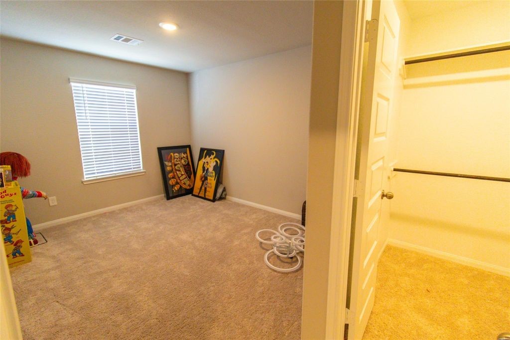 2221 Middle Rdg Drive Conroe, TX 77301 - Photo 29 of 47