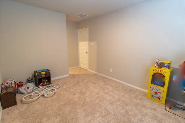 $2,200 | 2221 Middle Rdg Drive, Conroe, TX 77301
