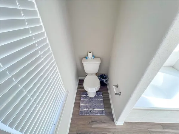 $2,200 | 2221 Middle Rdg Drive, Conroe, TX 77301