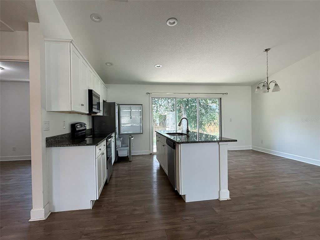 13128 Northeast 7th Loop Silver Springs, FL 34488 - Photo 17 of 34 Gallery Image 17