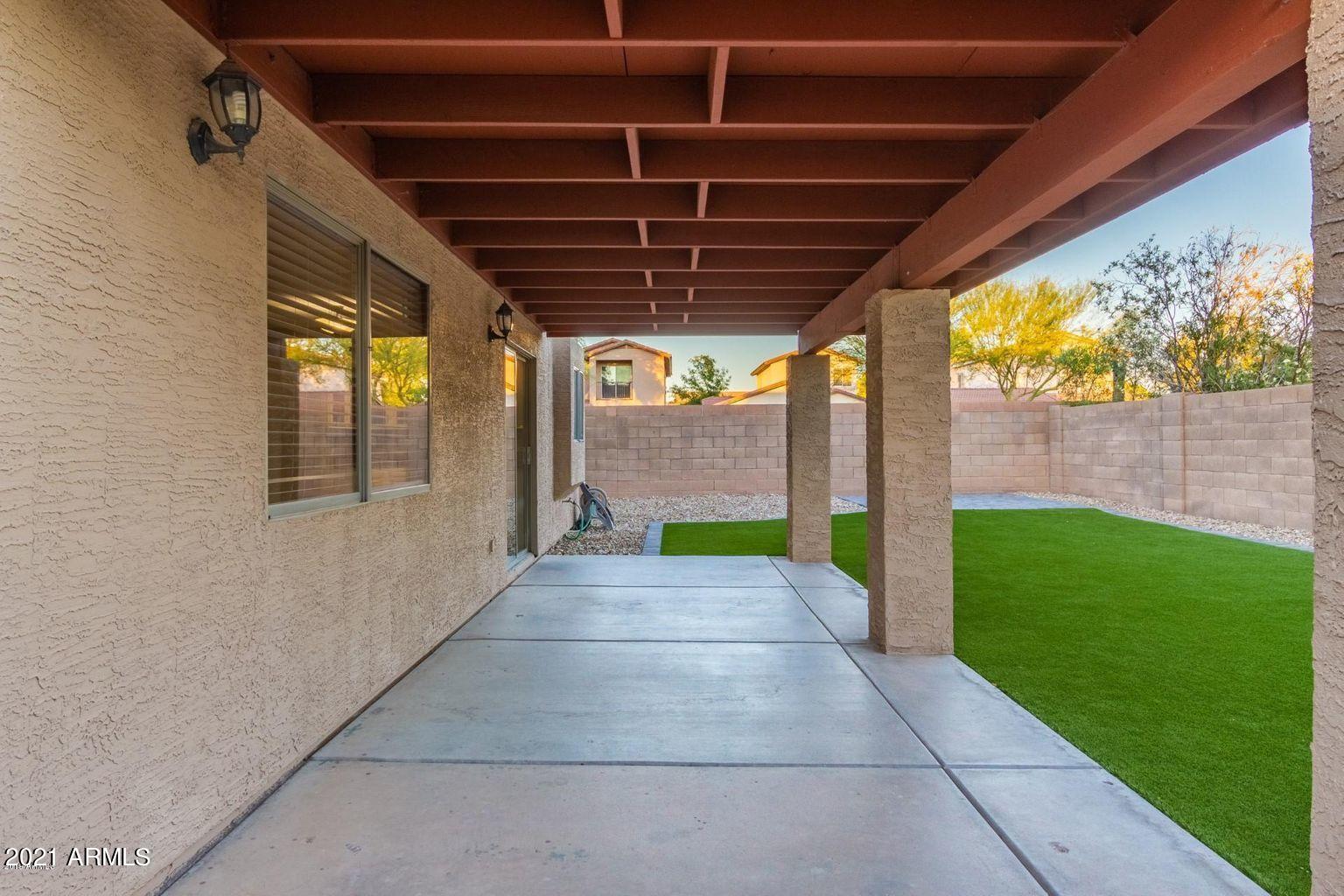 1791 East Del Rio Street Gilbert, AZ 85295 - Photo 20 of 28 a view of a porch