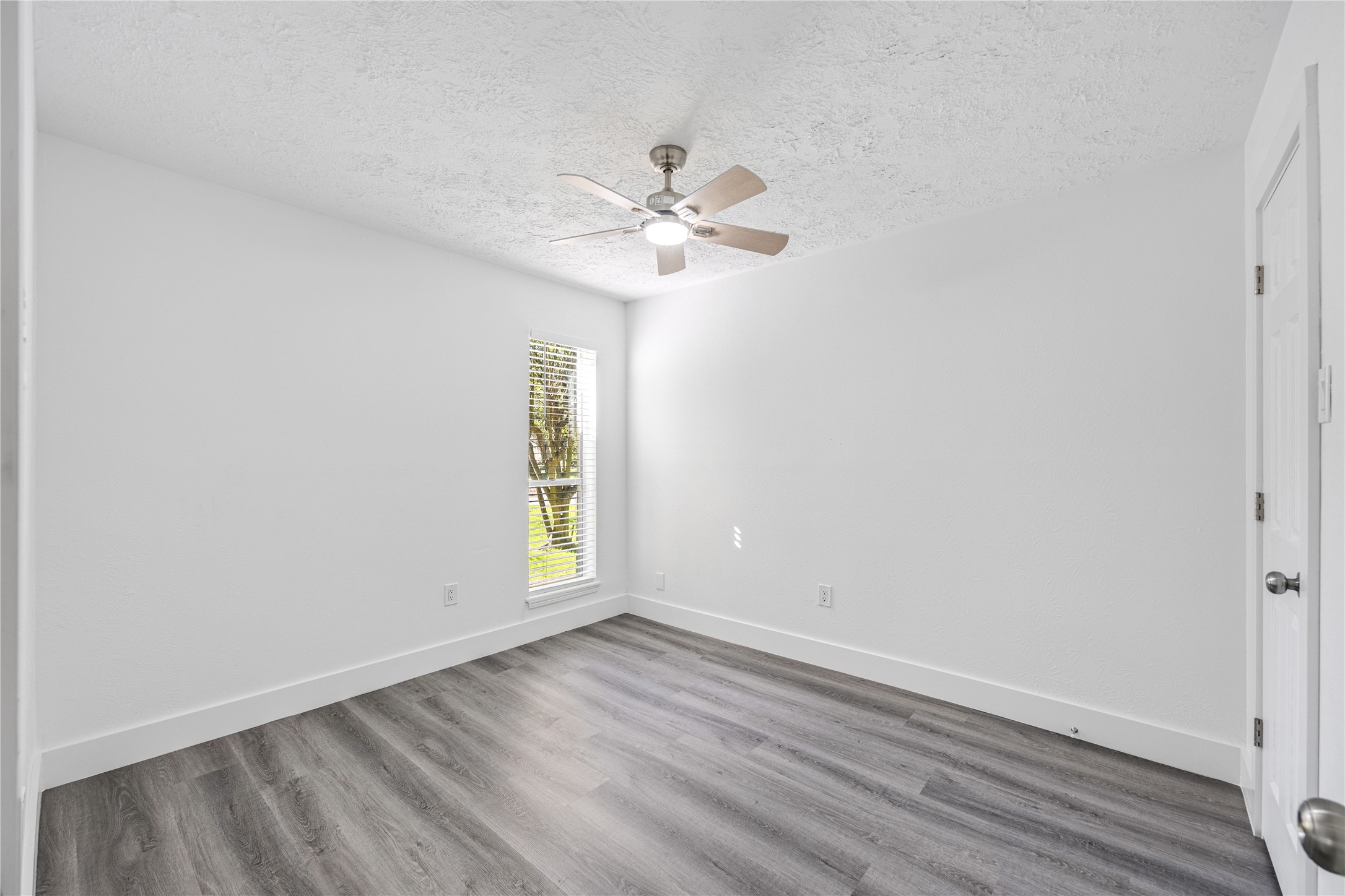 16402 Lobo Lane Spring, TX 77379 - Photo 22 of 35 Bedroom 1