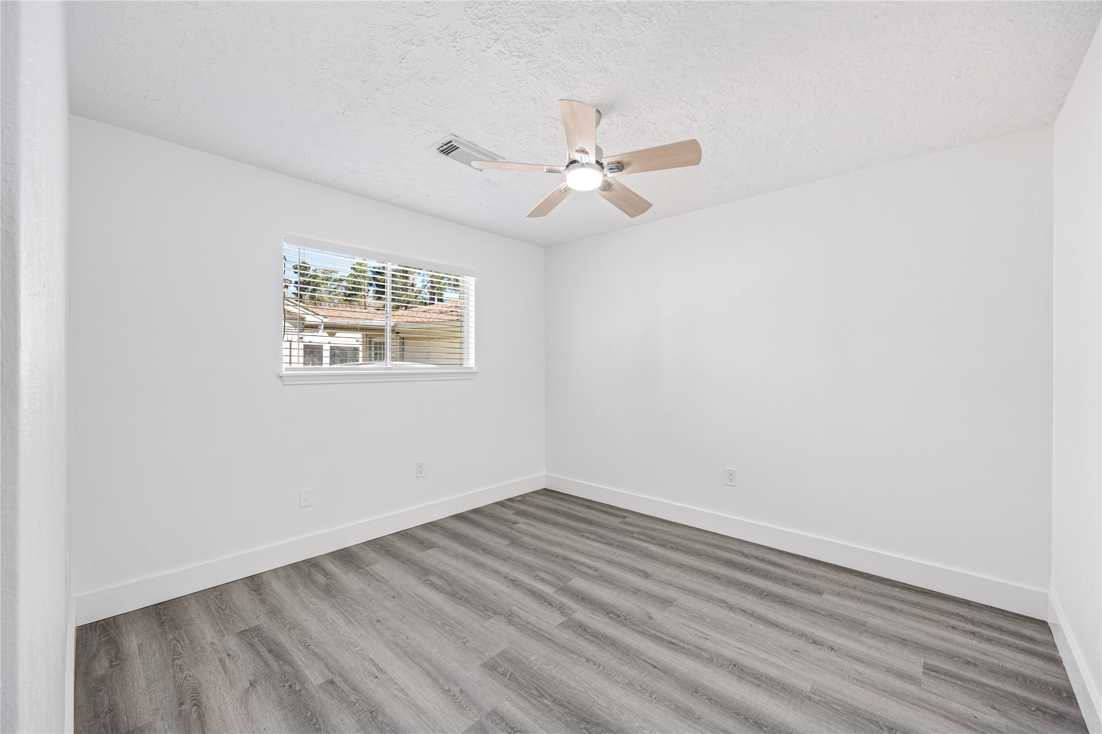 16402 Lobo Lane Spring, TX 77379 - Photo 25 of 35