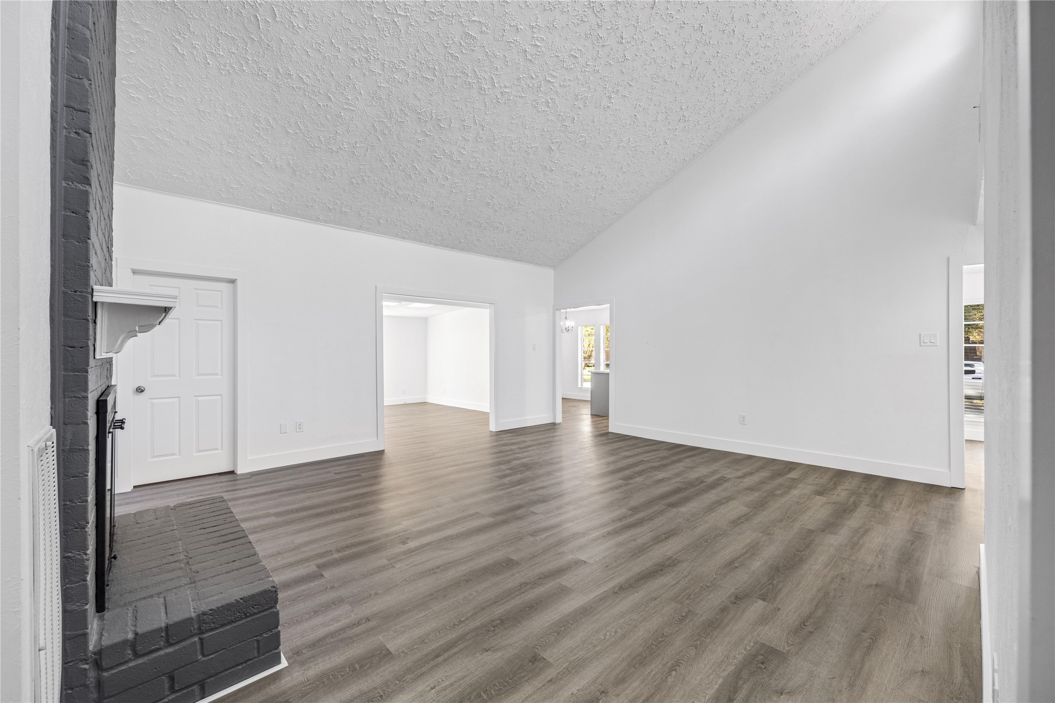 16402 Lobo Lane Spring, TX 77379 - Photo 8 of 35