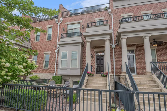 $749,900 | 112 South Niles Avenue, South Bend, IN 46617