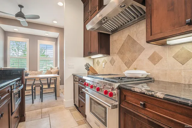 $749,900 | 112 South Niles Avenue, South Bend, IN 46617