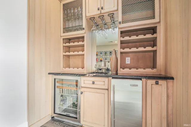 $749,900 | 112 South Niles Avenue, South Bend, IN 46617