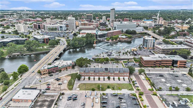 $749,900 | 112 South Niles Avenue, South Bend, IN 46617