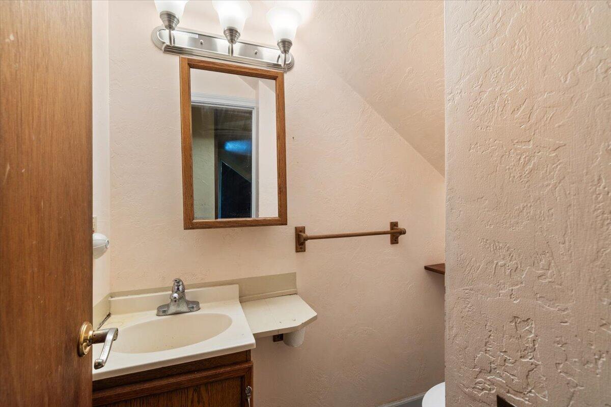 3245 West End Road Arcata, CA 95521 - Photo 16 of 28