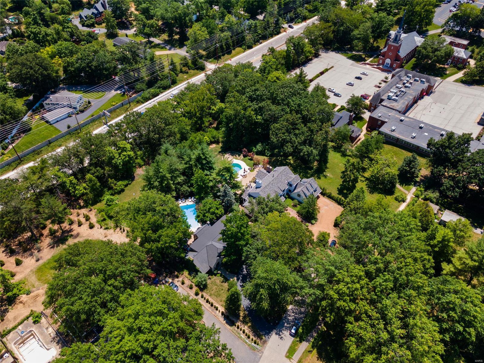 116 Pillar Lane Creve Coeur, MO 63141 - Photo 54 of 63