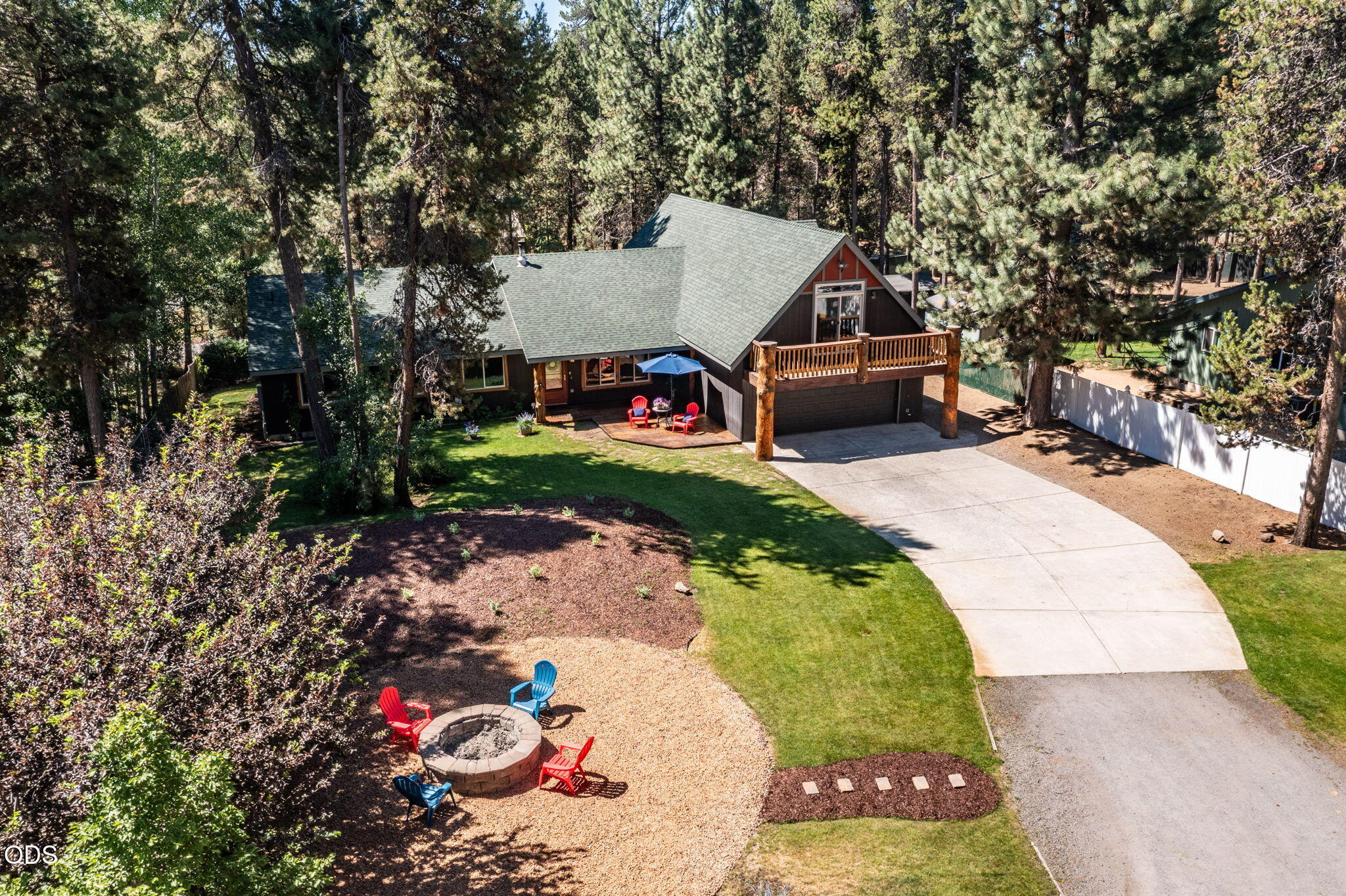 17065 Oxnard Road Bend, OR 97707 - Photo 3 of 49