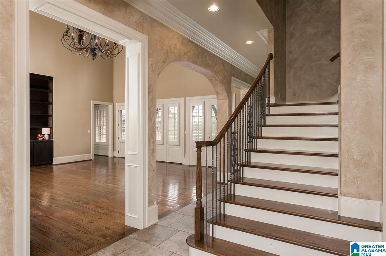 7401 Ridgecrest Court Road Birmingham, AL 35242 - Photo 3 of 46 Gallery Image 3