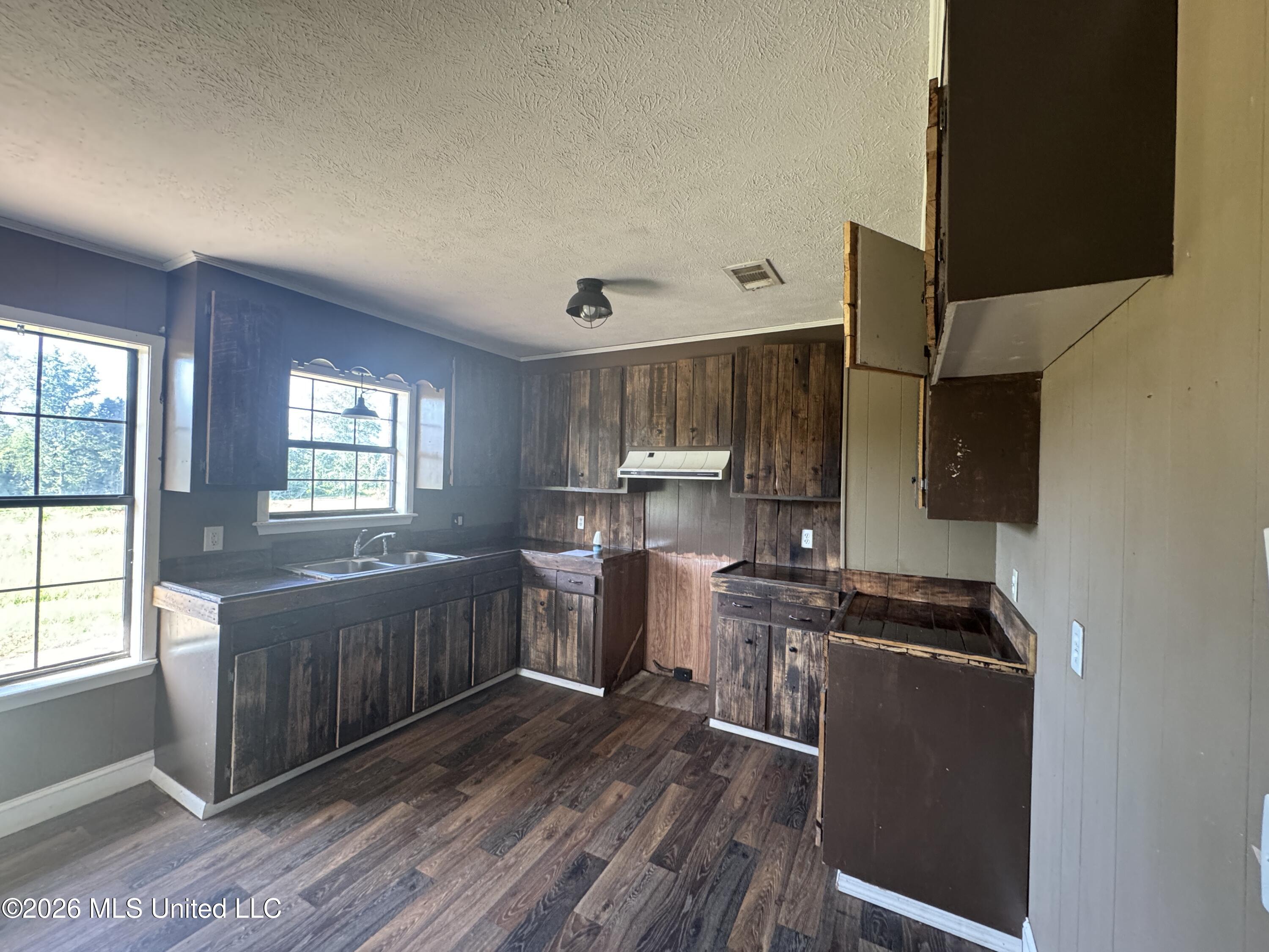 473 Scr 35-5 Mize, MS 39116 - Photo 3 of 12 IMG_5438