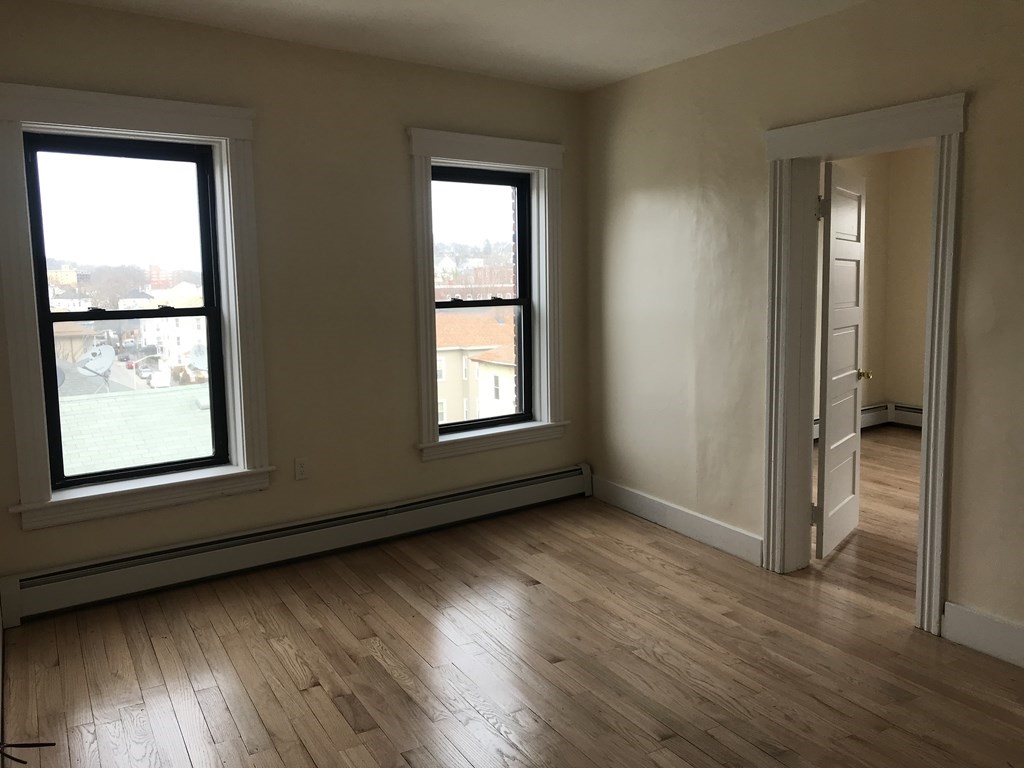 2 Preston Street Worcester, MA 01610 - Photo 11 of 24