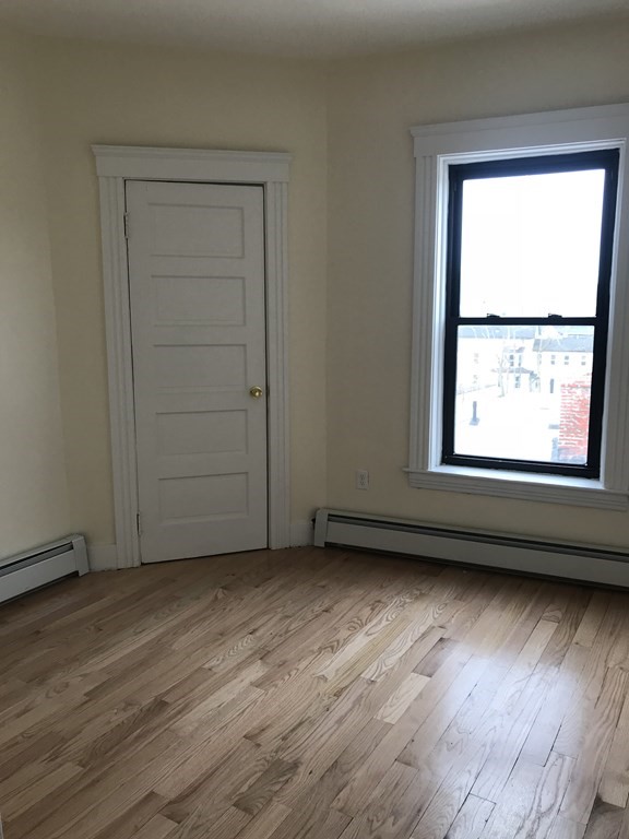 2 Preston Street Worcester, MA 01610 - Photo 4 of 24