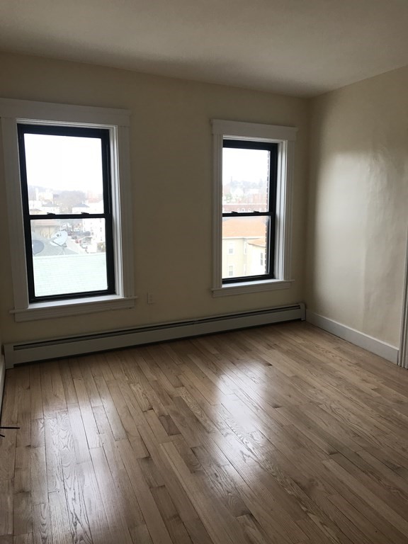 2 Preston Street Worcester, MA 01610 - Photo 10 of 24