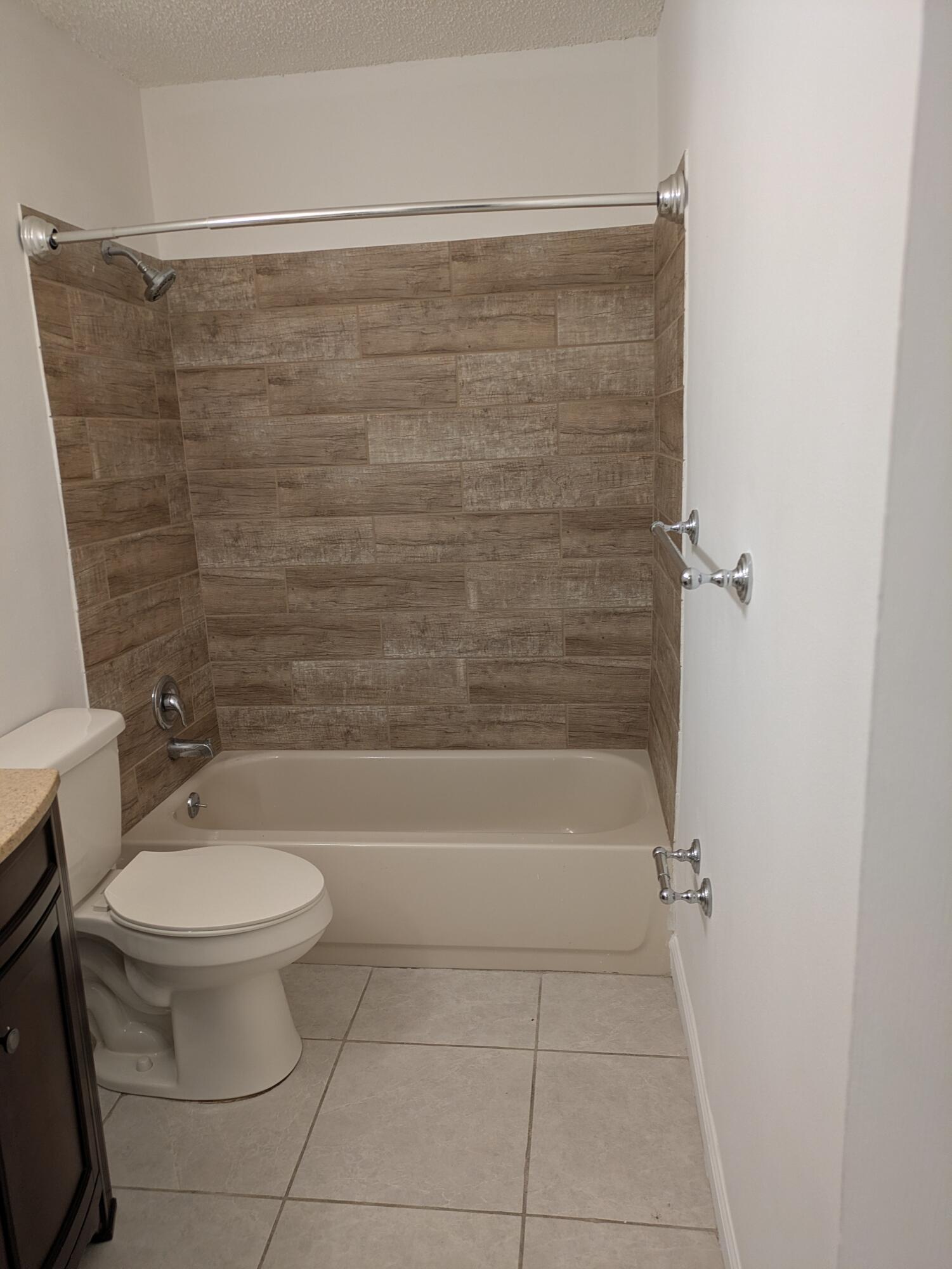 3502 Riverside Drive, Unit 3 Coral Springs, FL 33065 - Photo 7 of 11 1000011233