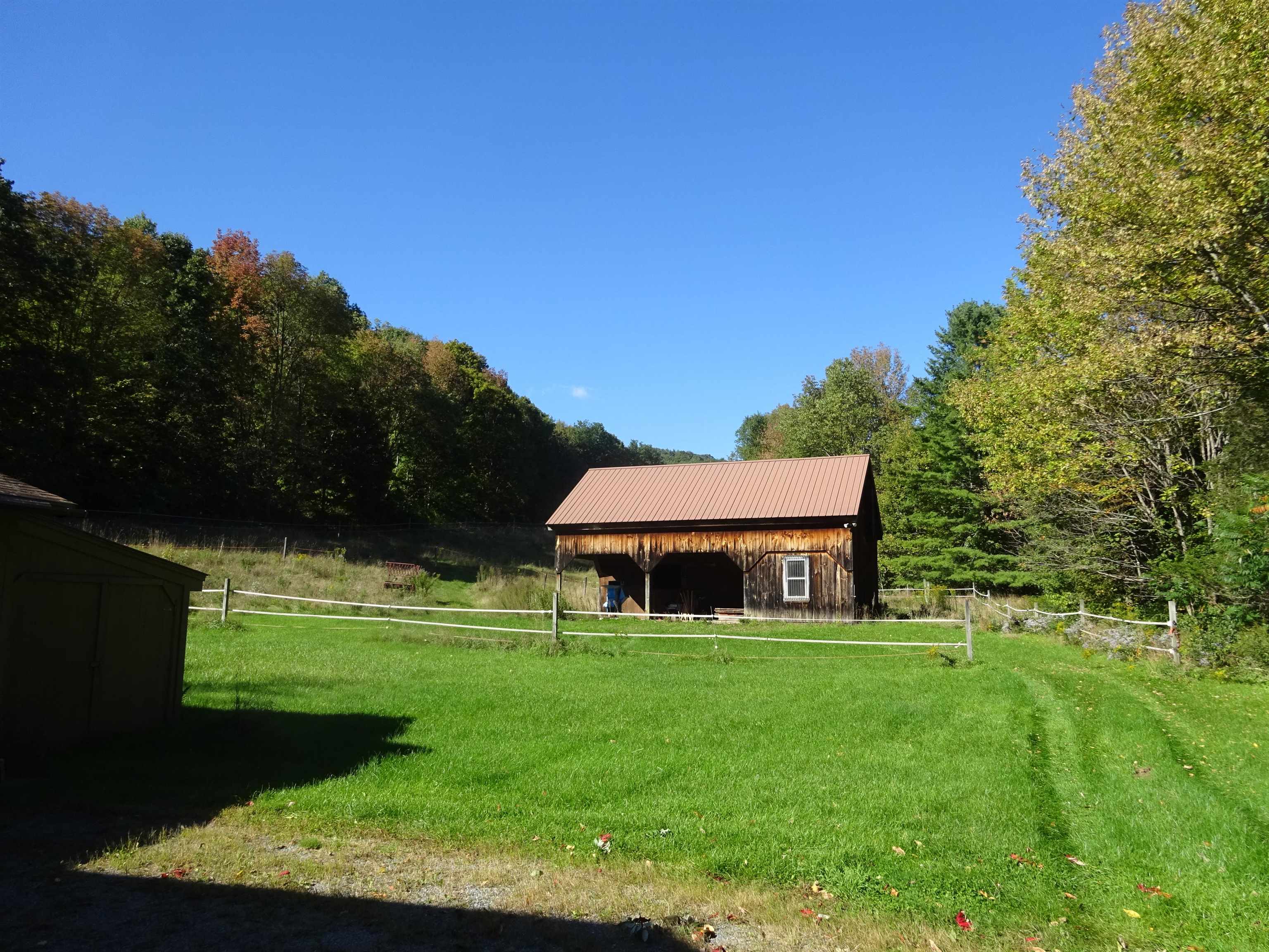 148 Hewett Road Windsor, VT 05089 - Photo 5 of 36