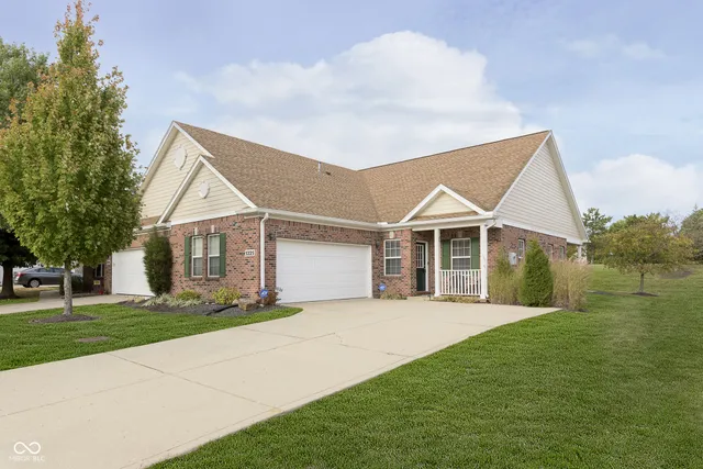 $269,900 | 5225 Dunewood Way, Avon, IN 46123