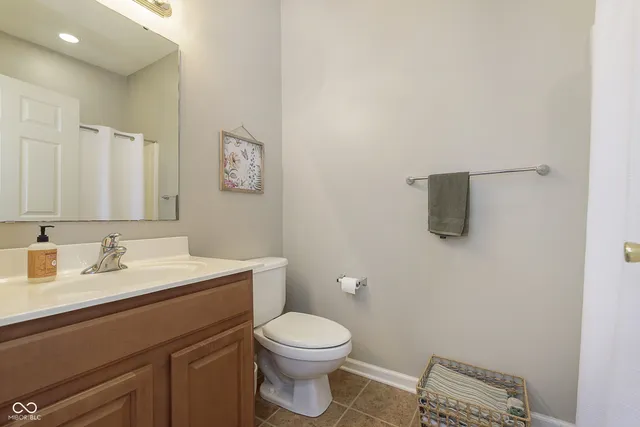 $269,900 | 5225 Dunewood Way, Avon, IN 46123