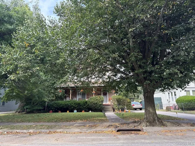 $680,000 | 2684 Park Avenue, Baldwin, NY 11510